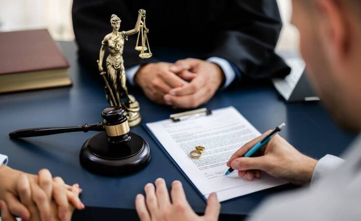 Jak adwokat wspiera klienta w dochodzeniu odszkodowania za śmierć bliskiej osoby?