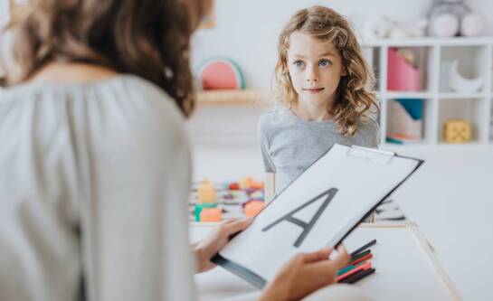 Badanie pedagogiczne dziecka: jak się przygotować i co zabrać na wizytę?