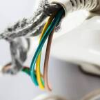 Jaki kabel do gniazdek? Taki przekrój kabla to minimum