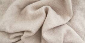 Czym różni się pielęgnacja kaszmiru od pielęgnacji tafty?