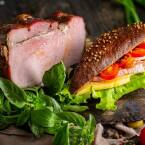 Jak zrobić domową wędlinę