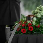Czym różnią się pogrzeby katolickie od innych wyznań?