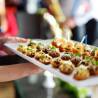 Catering – jak wybrać ofertę dopasowaną do rodzaju wydarzenia i liczby gości?