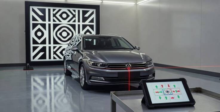 Dlaczego po czyszczeniu dolotu w samochodach grupy Volkswagen trzeba czasem sprawdzić kalibrację ADAS