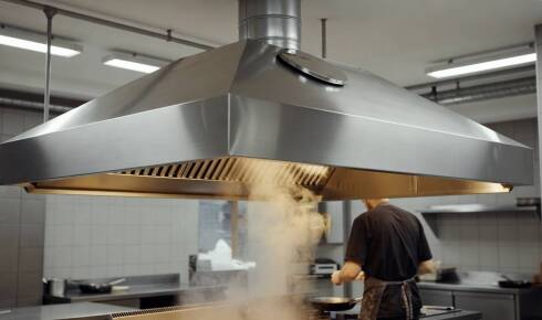 Kiedy średnica 315 mm staje się konieczna w wentylacji okapów gastronomicznych