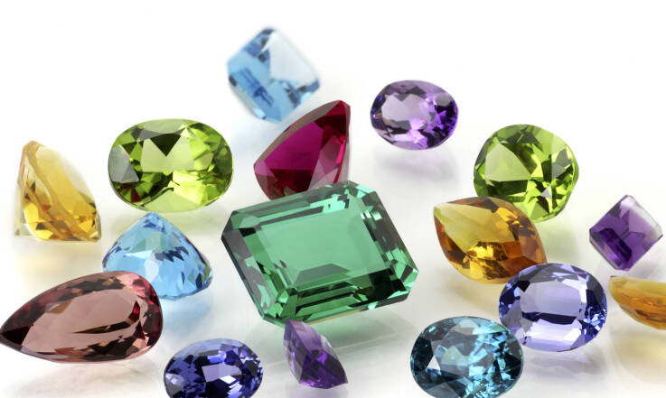 Jak szukać kamieni szlachetnych? Sprawdź, co warto o nich wiedzieć