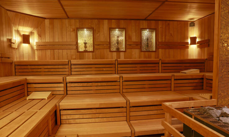 Jak korzystać z sauny i co warto o niej wiedzieć?
