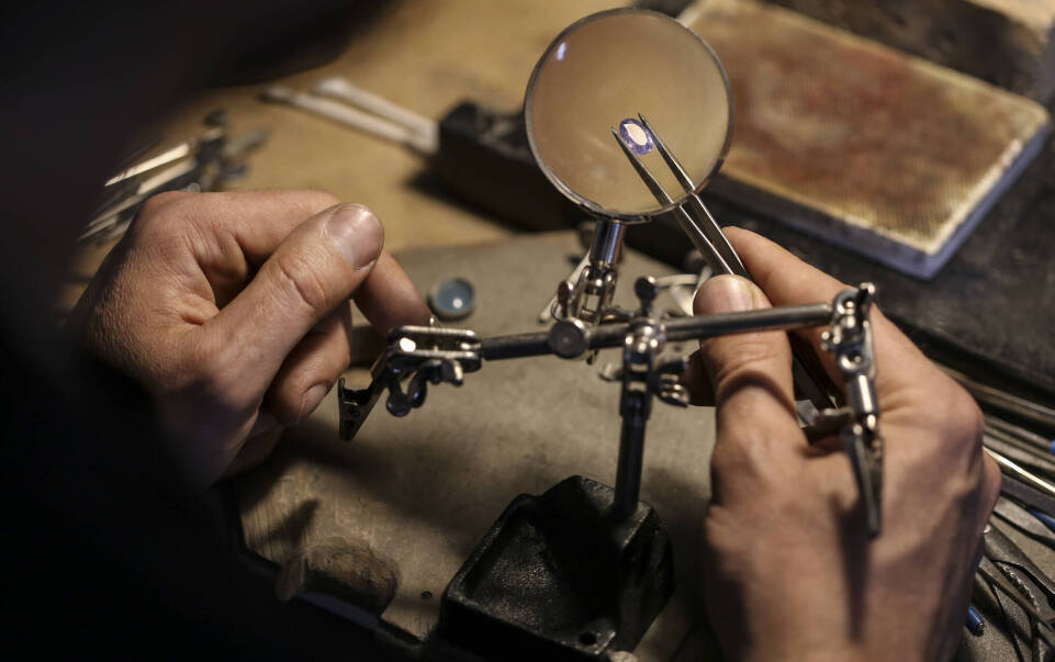 Jakie są kamienie szlachetne? Poznaj ich rodzaje!