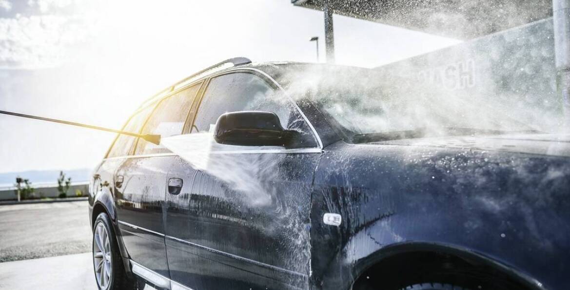 Jak korzystać z myjni samochodowej ręcznej? 
