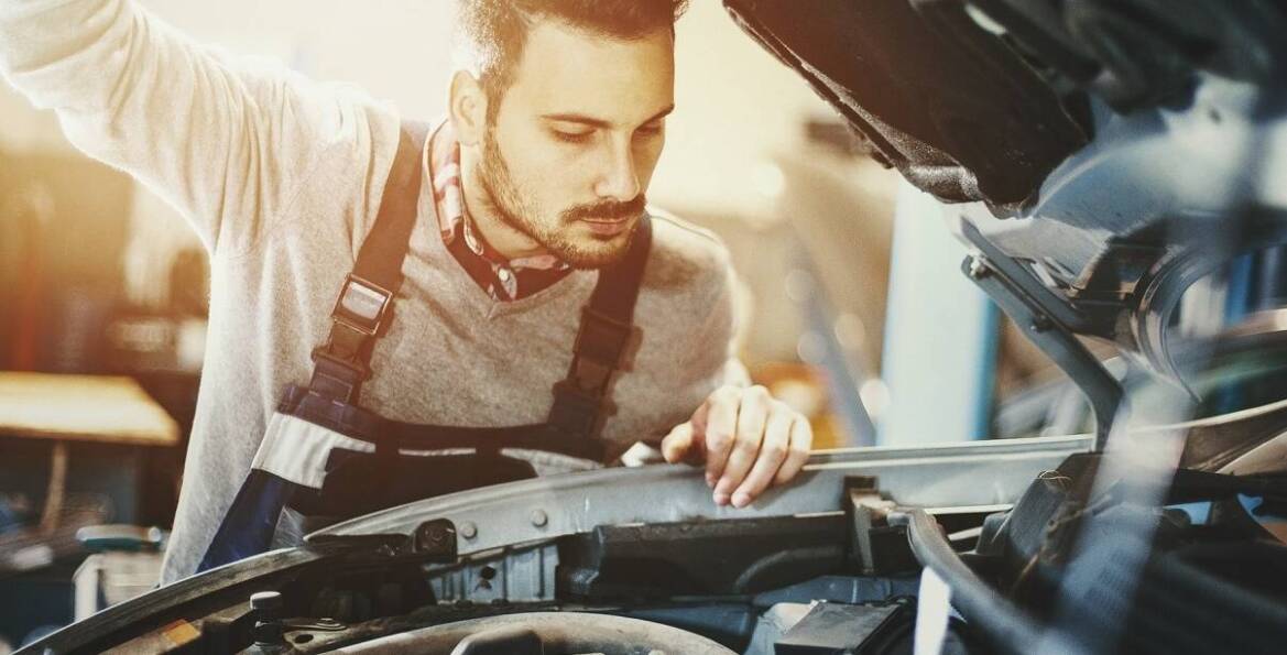 Co warto wybrać wybrać - wymiana części czy regeneracja?