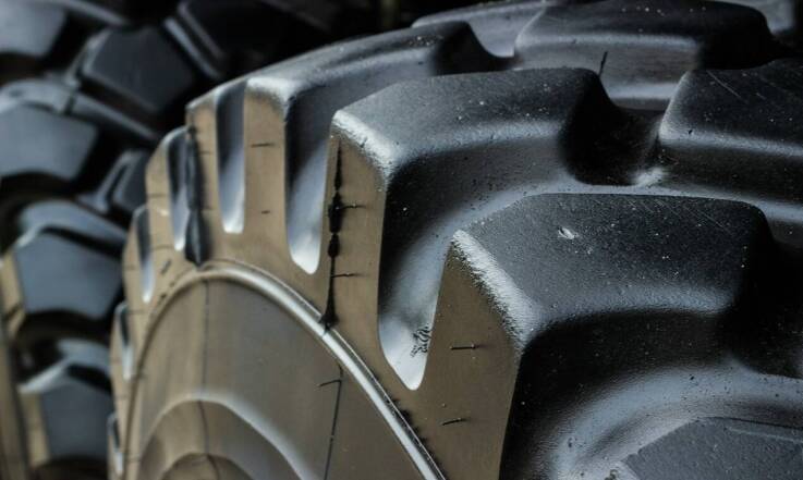 Znaczenie bieżnika w oponach wielkogabarytowych