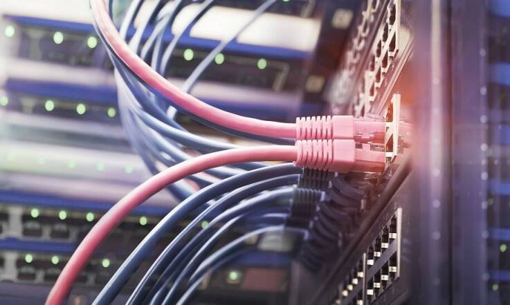 Jak wykonuje się instalacje sieciowe?