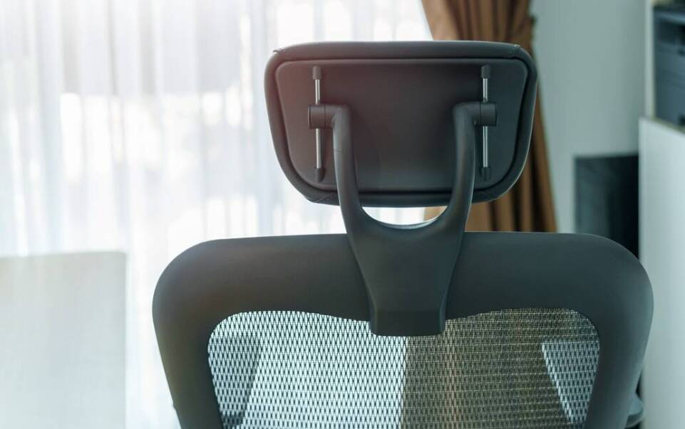 Fotele biurowe ergonomiczne – klucz do wydajności i zdrowia w pracy