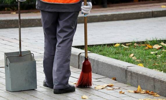 Sprzątanie osiedla - wynajmij specjalistów