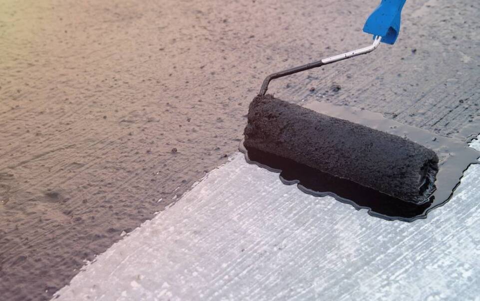 Na czym polega hydroizolacja placów?