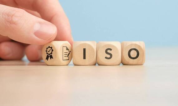 O czym informują oznakowania CE i kiedy należy je umieszczać na produktach?