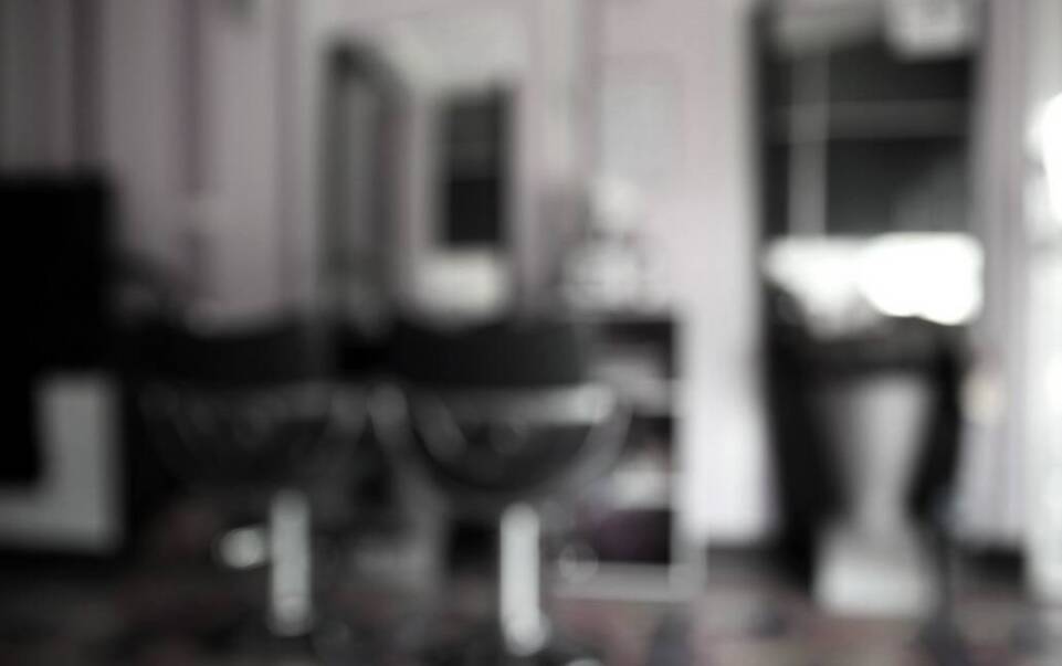 Jak wybrać odpowiedni peniuar kosmetyczny?