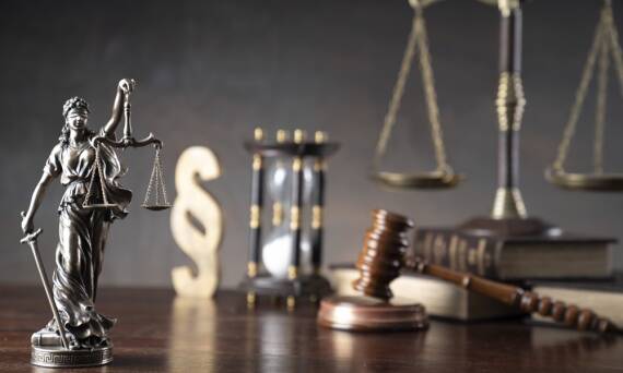 Co składa się na koszt usług adwokata?