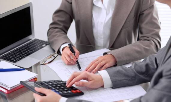 Jakie są obowiązki doradcy finansowego?