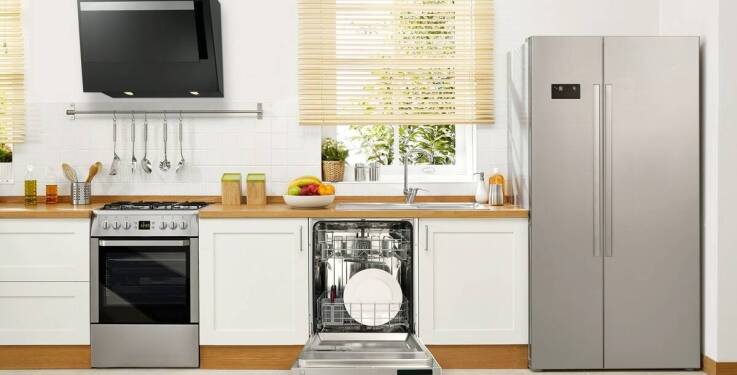 Elektronika w codziennym życiu: jak ułatwia nam funkcjonowanie i jakie niesie wyzwania?