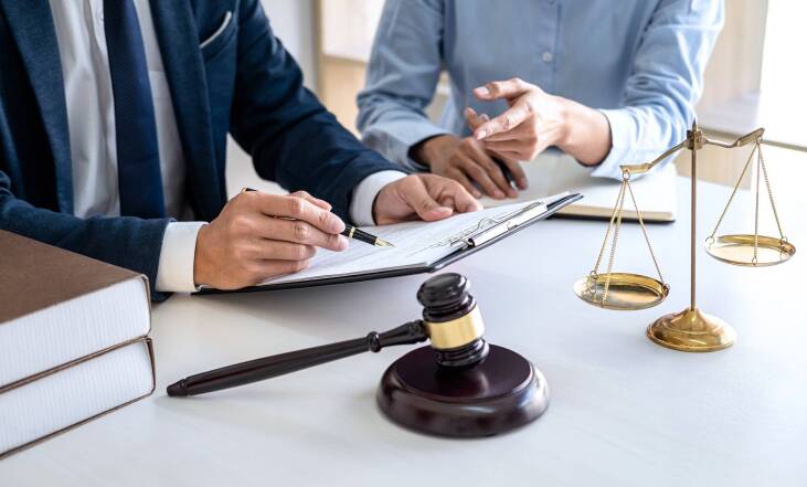 Kiedy przedsiębiorca powinien skorzystać z usług kancelarii adwokackiej?