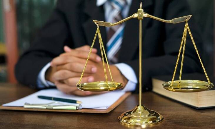 Na czym polega rola adwokata w postępowaniu karnym?