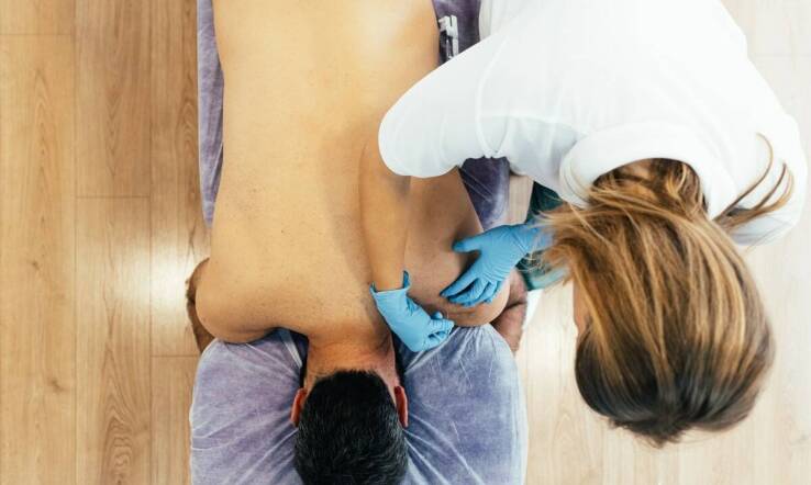 Najczęstsze schorzenia kręgosłupa, które można leczyć za pomocą terapii manualnej