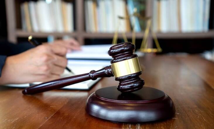 Popularne usługi prawne - czym zajmują się adwokaci?