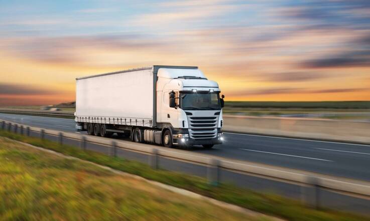 Jak zorganizować transport towarów do Danii?