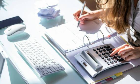 Księgowość w małej firmie - porady dla początkujących przedsiębiorców