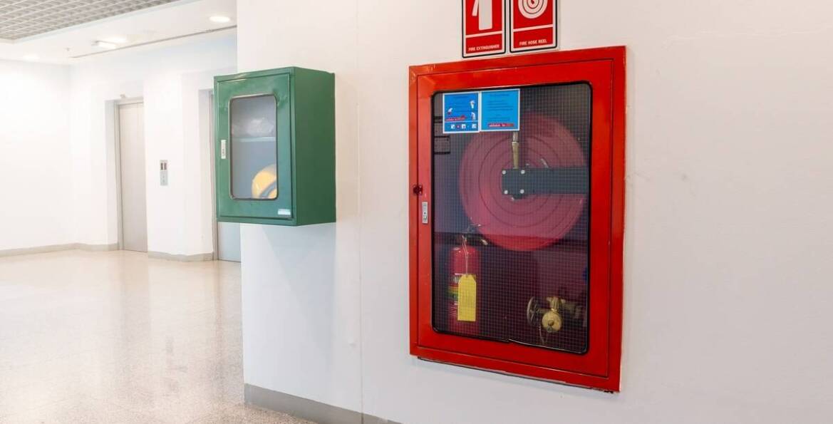 Znaki ewakuacyjne - jakie są wymagania prawne?