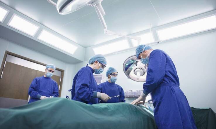 Odzież jednorazowa - higieniczne rozwiązanie dla branży medycznej i gastronomicznej