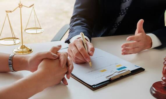 Pomoc adwokata przy zakładaniu własnego biznesu