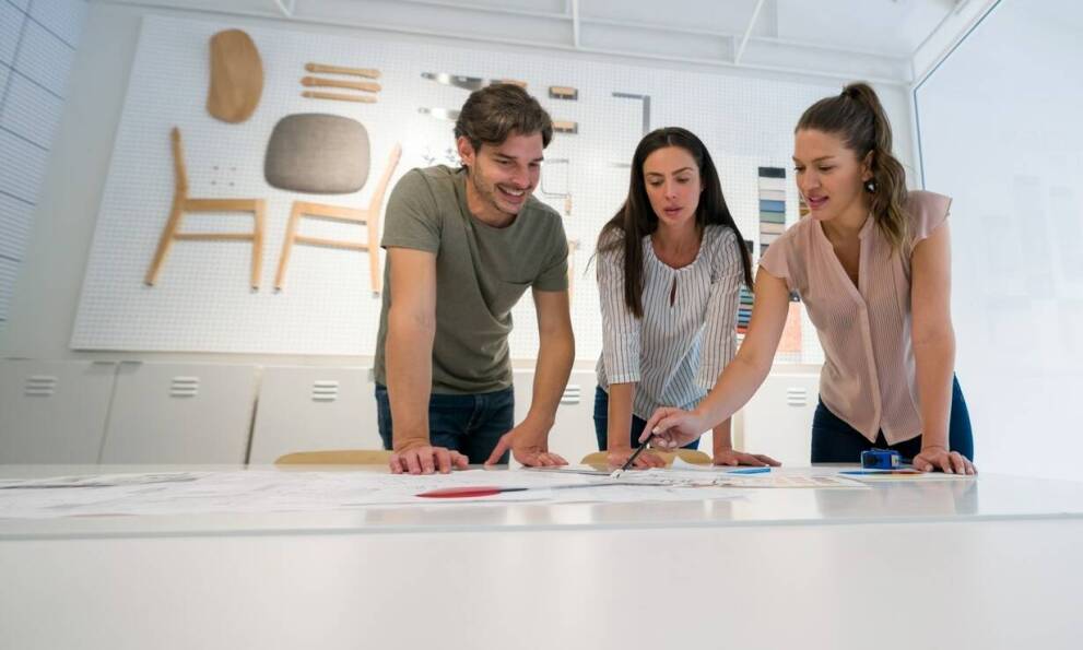 Przeprowadzanie rebrandingu: kiedy warto zmienić wizerunek firmy?