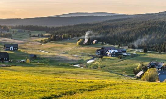 Twórczo-relaksujące zajęcia - medytacja, masaż i malarstwo dla harmonii ciała i ducha