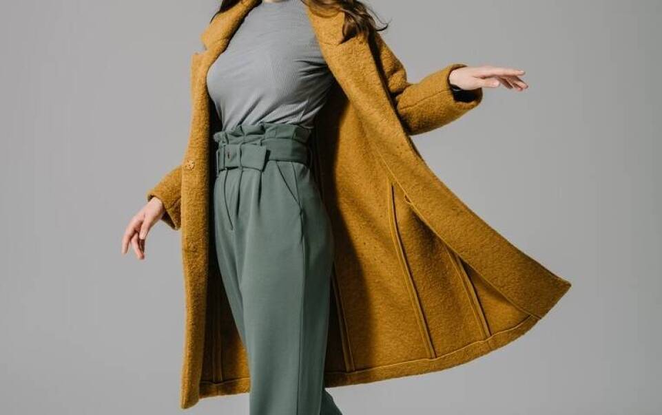 Jak z sukcesem łączyć elegancję z wygodą w modzie damskiej?