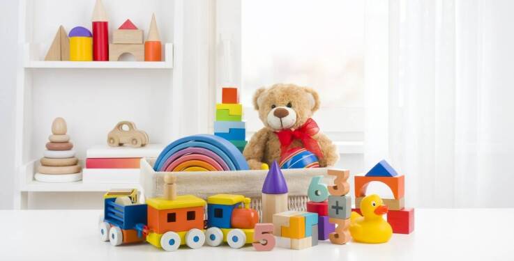 Zabawki edukacyjne z drewna: rozwijające pomysły dla dzieci w różnym wieku