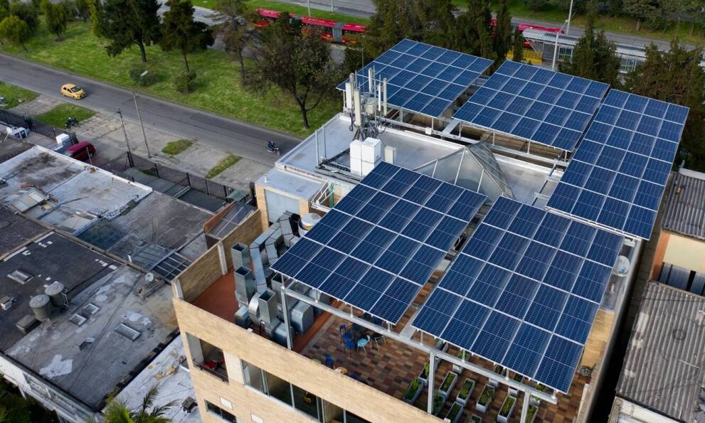 Długotrwałe i jasne oświetlenie dzięki lampom solarnym - jak to działa?