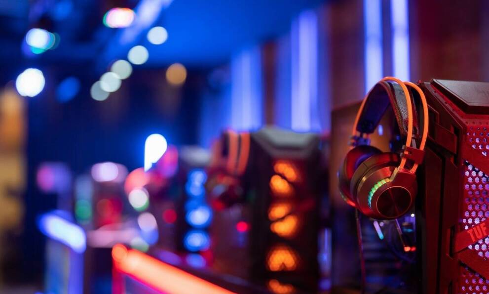 Jak wybrać odpowiedni symulator bolidu F1 dla swojego eventu?