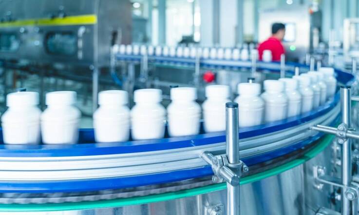 Jak wybór odpowiedniego producenta kontraktowego wpływa na sukces produktu na rynku?