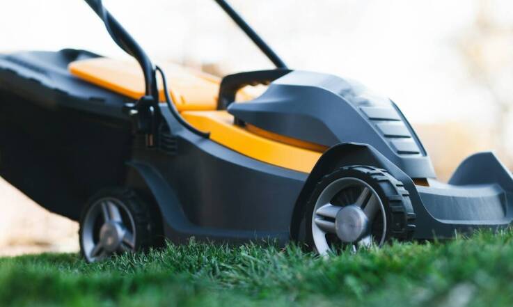 Jakie są najnowsze trendy w dziedzinie maszyn ogrodniczych i urządzeń czyszczących?