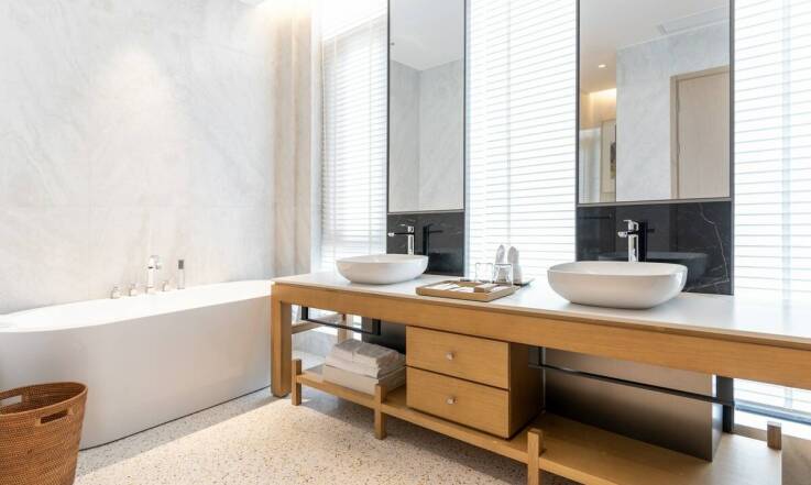 Meble łazienkowe - jak wybrać najlepsze rozwiązania do przechowywania?