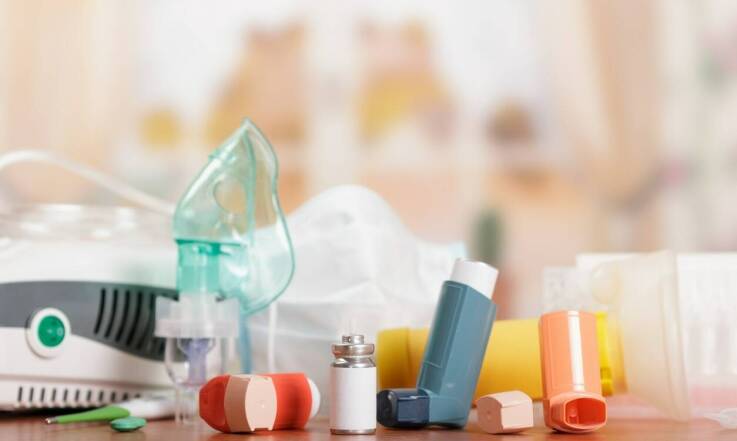 Jakie są różnice między maskami jednorazowymi a wielokrotnego użytku w kontekście ochrony dróg oddechowych?