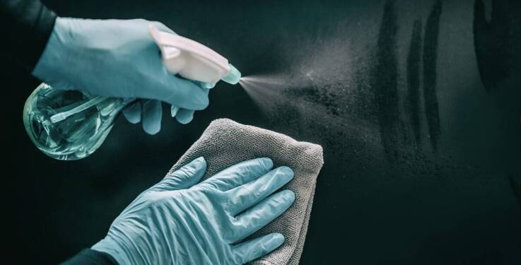 Zastosowanie nowoczesnych technologii w dezynfekcji powierzchni: co oferują specjaliści?