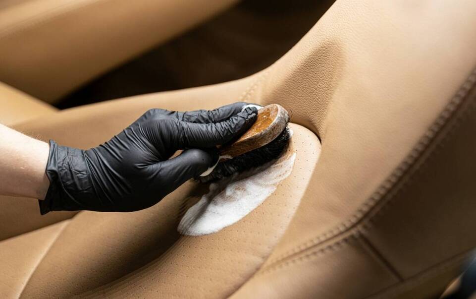 Jak dbać o eleganckie buty skórzane, aby zawsze wyglądały jak nowe?