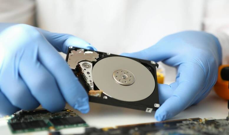 Jak przenieść system na inny dysk z Samsung Magician?