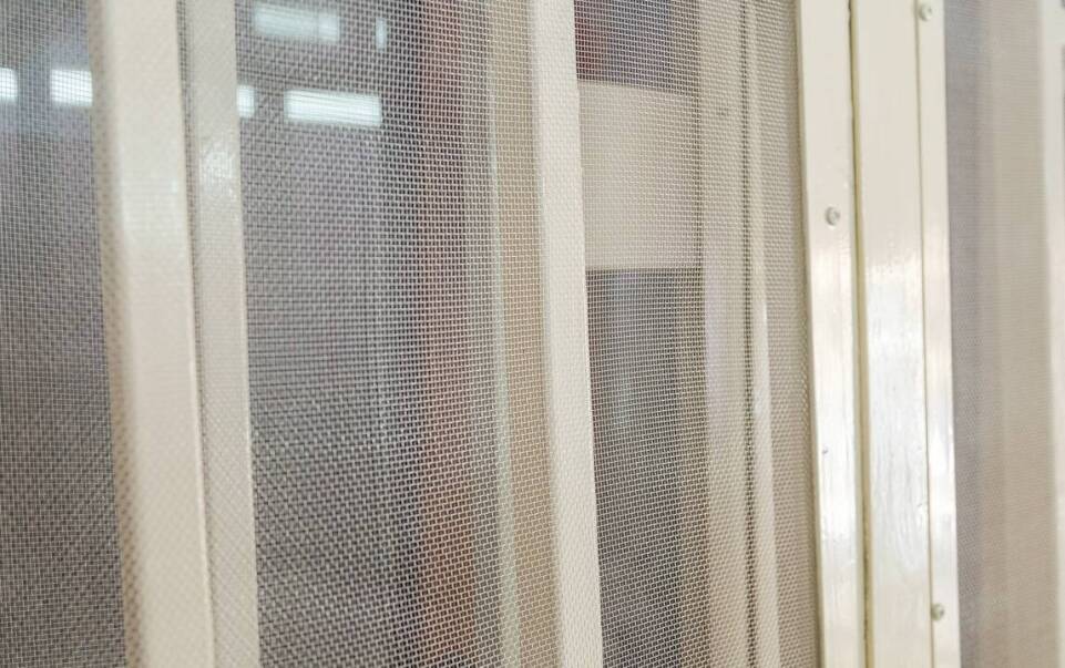 Czy warto zainwestować w moskitiery magnetyczne?