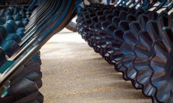 Jak wybrać odpowiednią beczkę do wozu asenizacyjnego?