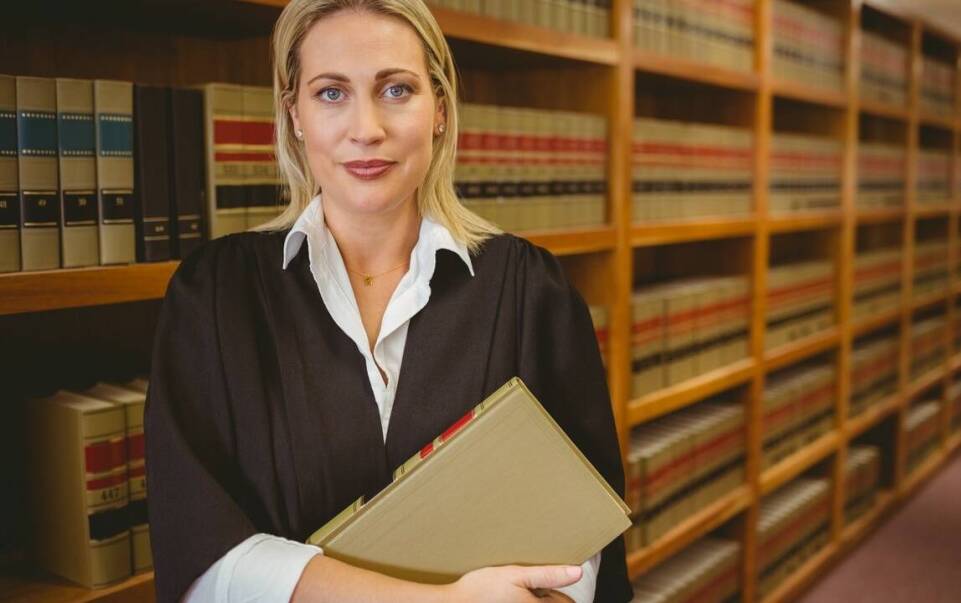 Togi sędziowskie i adwokackie: tradycja spotyka nowoczesność