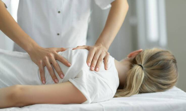 Porównanie: kręgarz a osteopata